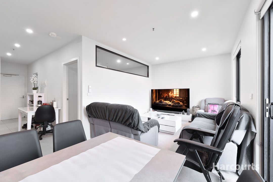 348/80 Cheltenham Road, Dandenong VIC 3175, Image 0