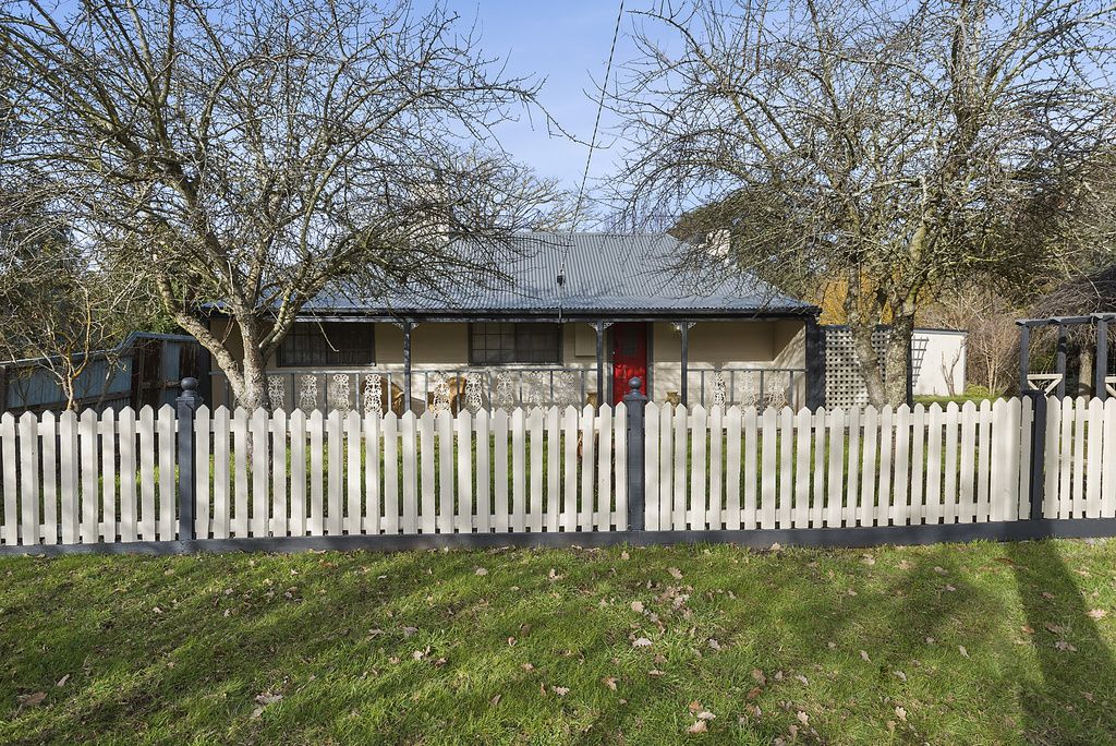 8 Dryden Street, Carlsruhe VIC 3442, Image 0