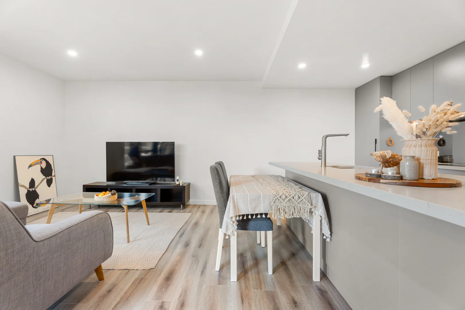 Additional image 4 of 902/49 Furzer Street, Phillip ACT 2606