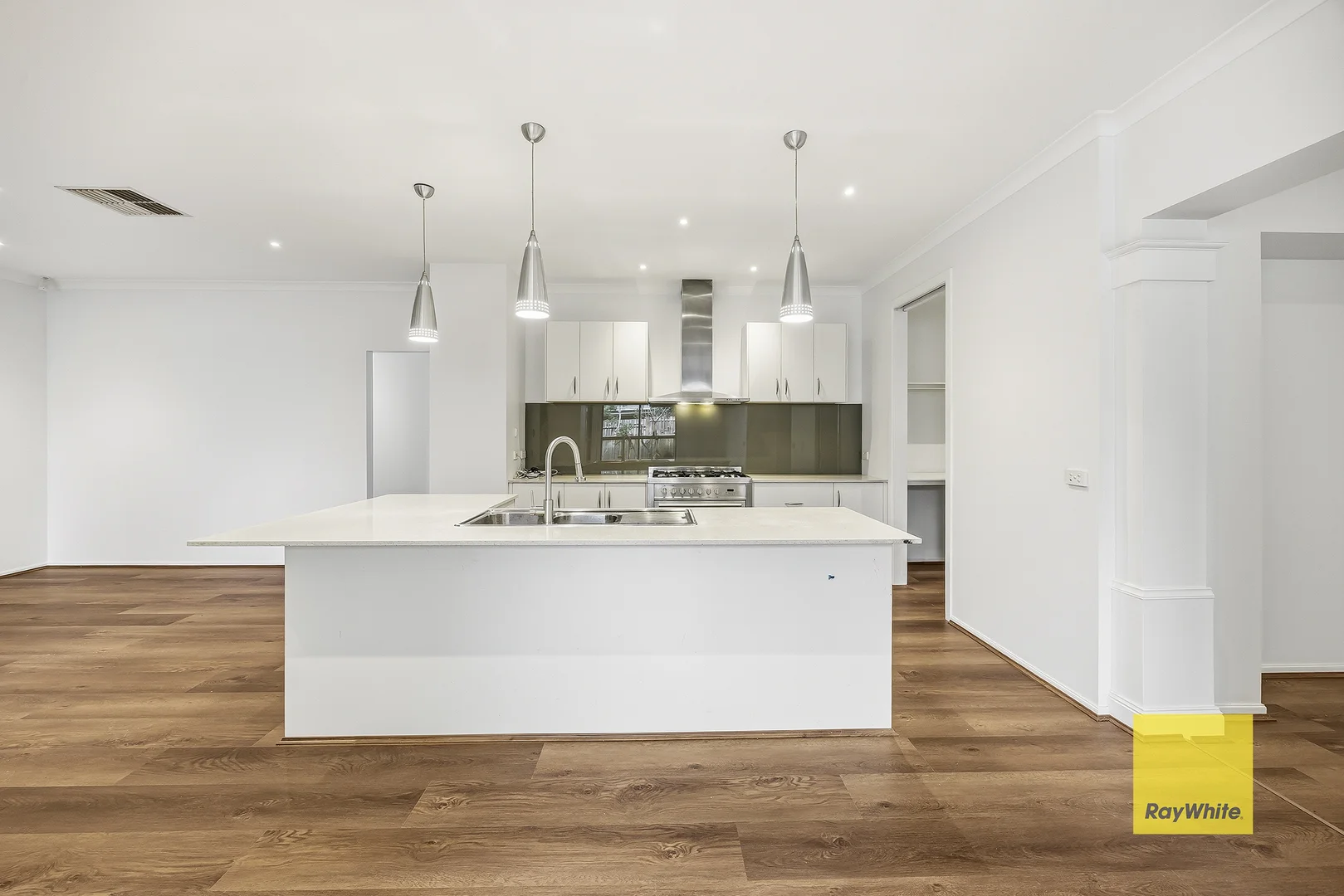 Additional image 16 of 258 Sanctuary Lakes North Boulevard, Point Cook VIC 3030