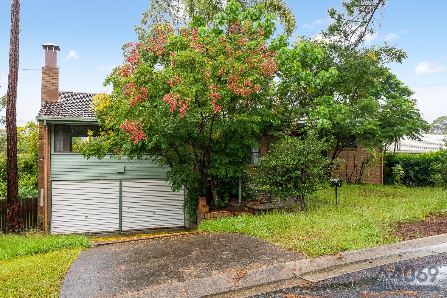 5 bedrooms House in 3 Gleneagle Street KENMORE QLD, 4069