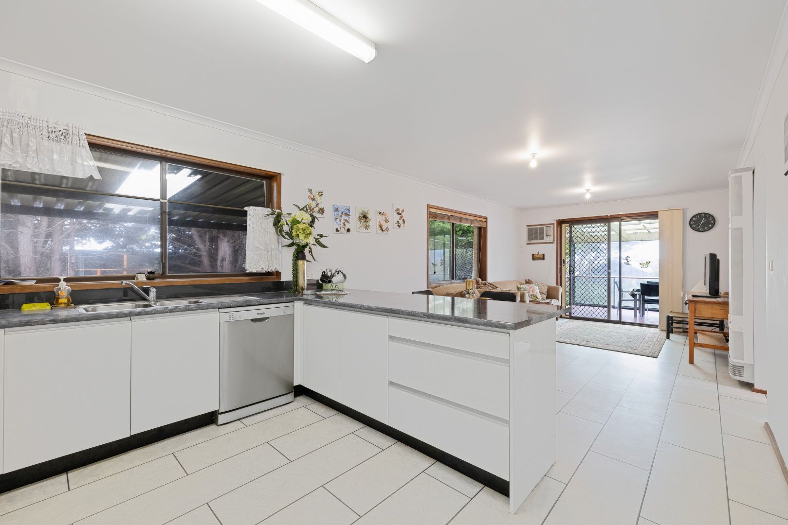 25 Sunset Drive, Sunset Strip VIC 3922, Image 2