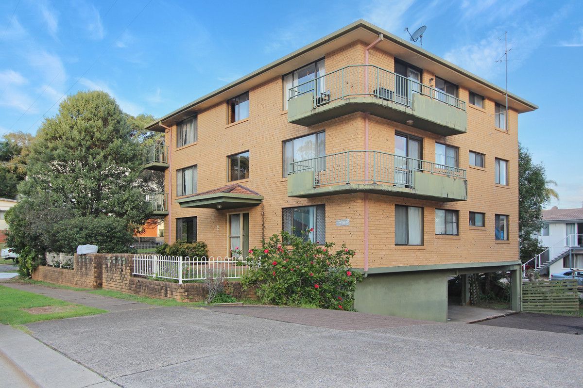 2 bedrooms Apartment / Unit / Flat in 1/2 Laurel Street PORT MACQUARIE NSW, 2444
