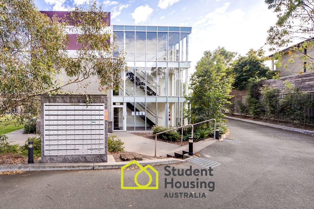 Studio in 117C/116-130 Main Drive, MACLEOD VIC, 3085