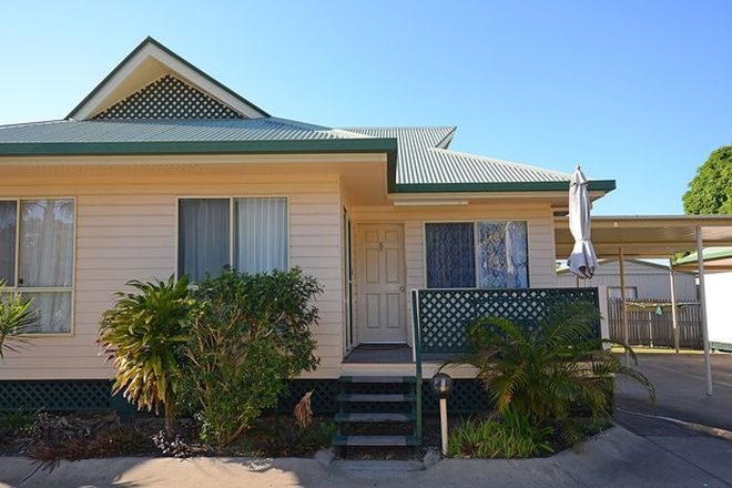 Picture of Villa 5, 80 Burrum Street, BURRUM HEADS QLD 4659